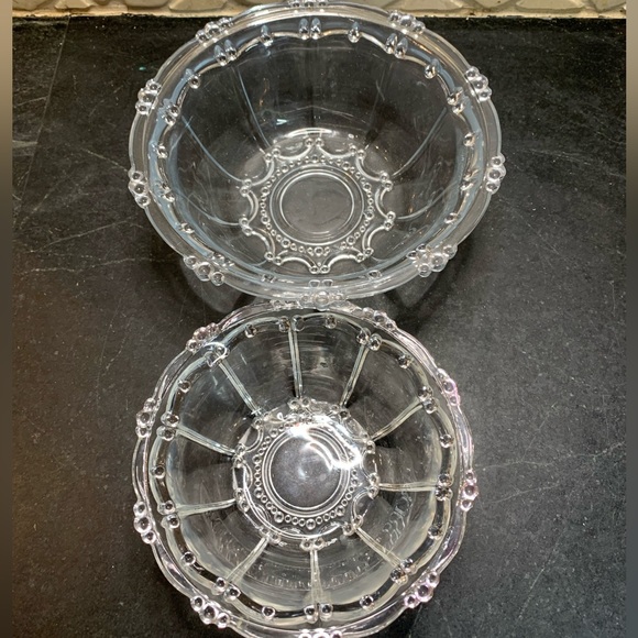 KIG INDONESIA | Set of 2 | Oyster and Pearl Glass Bowls - Picture 9 of 9